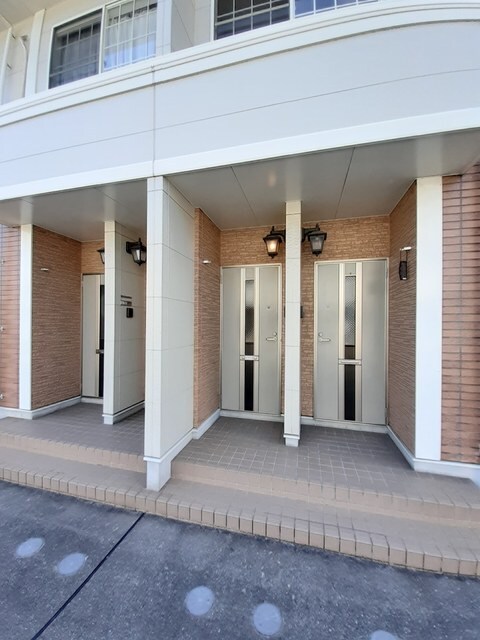 物件外観写真2　(その他共有部分)