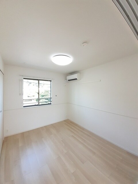 物件内観写真8　(その他部屋・スペース)