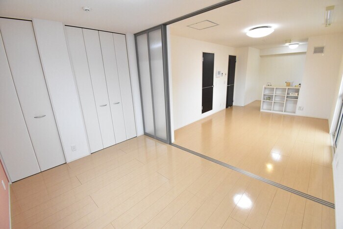 物件内観写真8　(洋室６帖～ＬＤＫ１２帖)