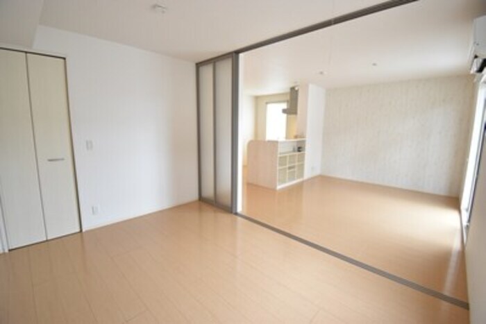 物件内観写真13　(南洋室６帖～ＬＤＫ１１．５帖)