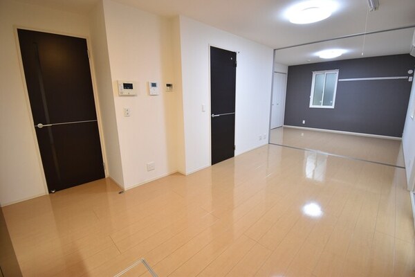 居室(ＬＤＫ１０帖～洋室７．１帖)