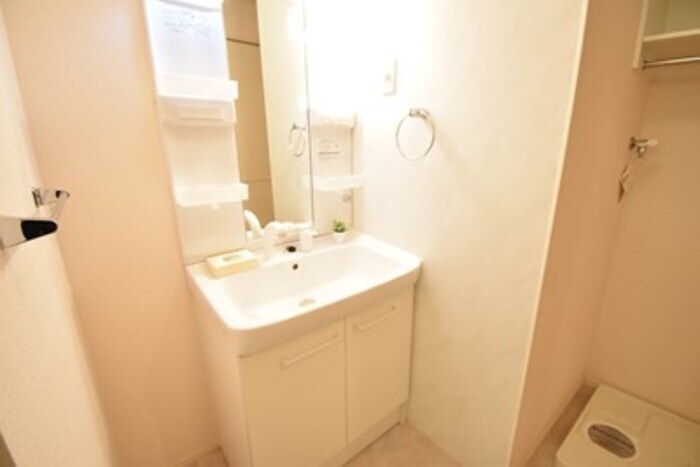 物件内観写真6　(洗髪洗面化粧台)