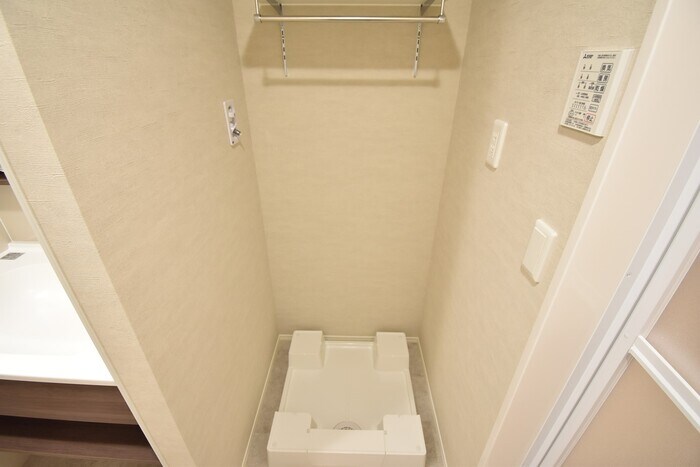 物件内観写真18　(室内洗濯機置場)