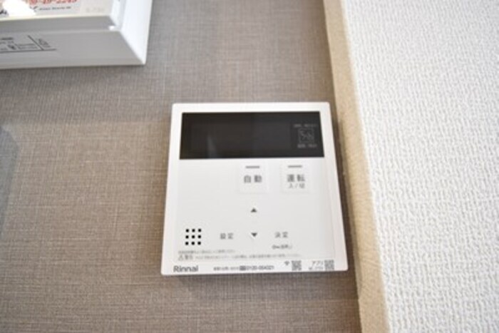 物件内観写真22　(追い焚き給湯)