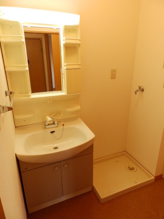 物件内観写真7　(洗面所)