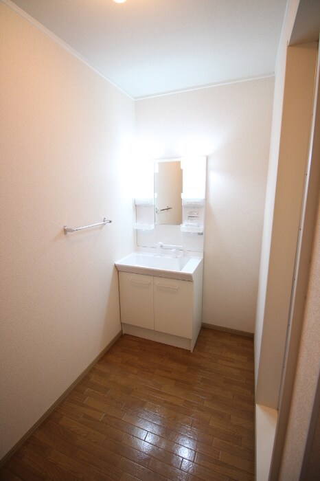 物件内観写真6　(洗髪洗面化粧台)