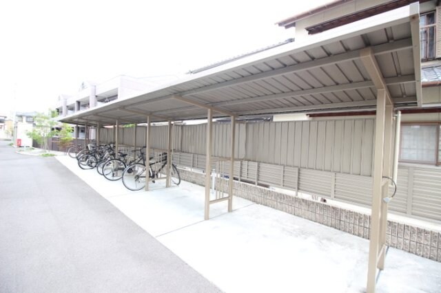 物件内観写真27　(駐輪場)