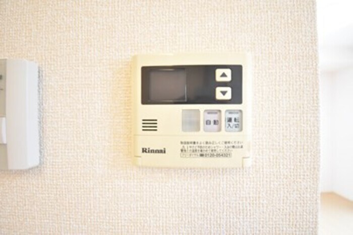 物件内観写真25　(追い焚き給湯)