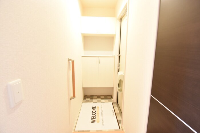 物件内観写真12　(シューズボックス（吊戸タイプ）)