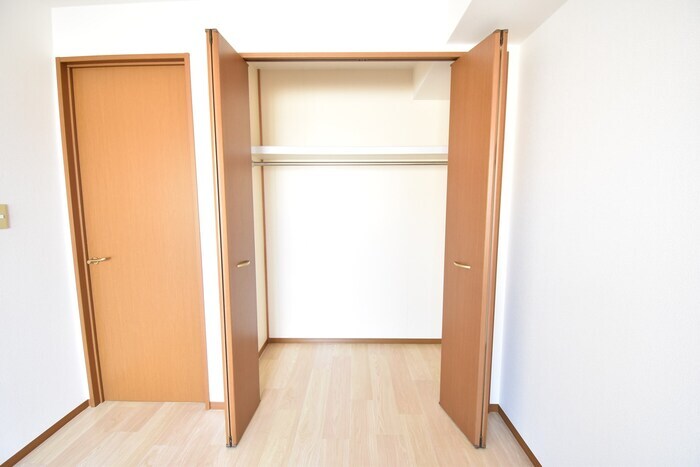 物件内観写真13　(クローゼット)