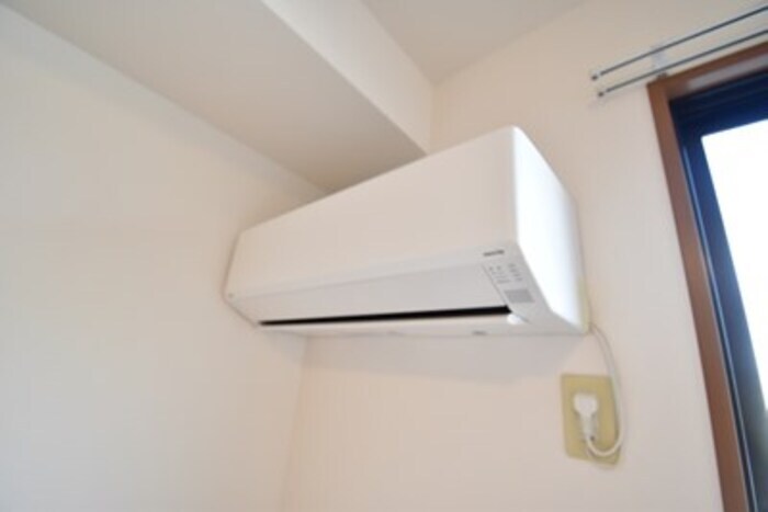 物件内観写真19　(備付エアコン（洋室）)