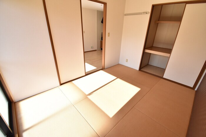 物件内観写真26　(和室６帖)