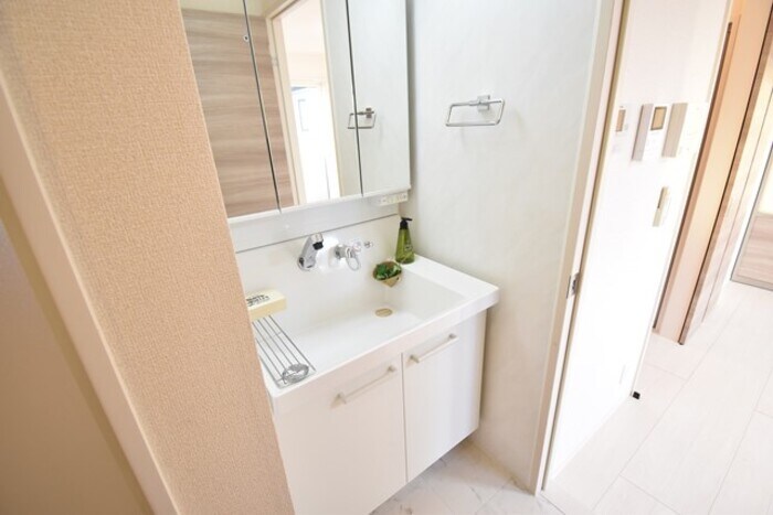 物件内観写真6　(洗髪洗面化粧台)