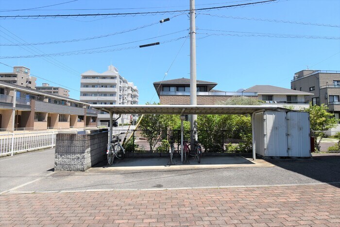 物件内観写真19　(駐輪場)