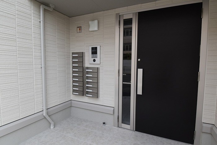 物件外観写真2　(オートロック)