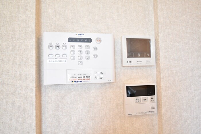 物件内観写真11　(ＴＶインターホン＋アルソックホームセキュリティ)