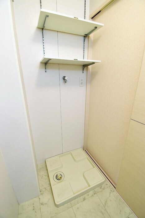 物件内観写真19　(室内洗濯機置場)
