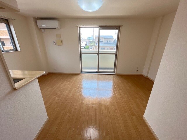 物件内観写真21　(リビング)