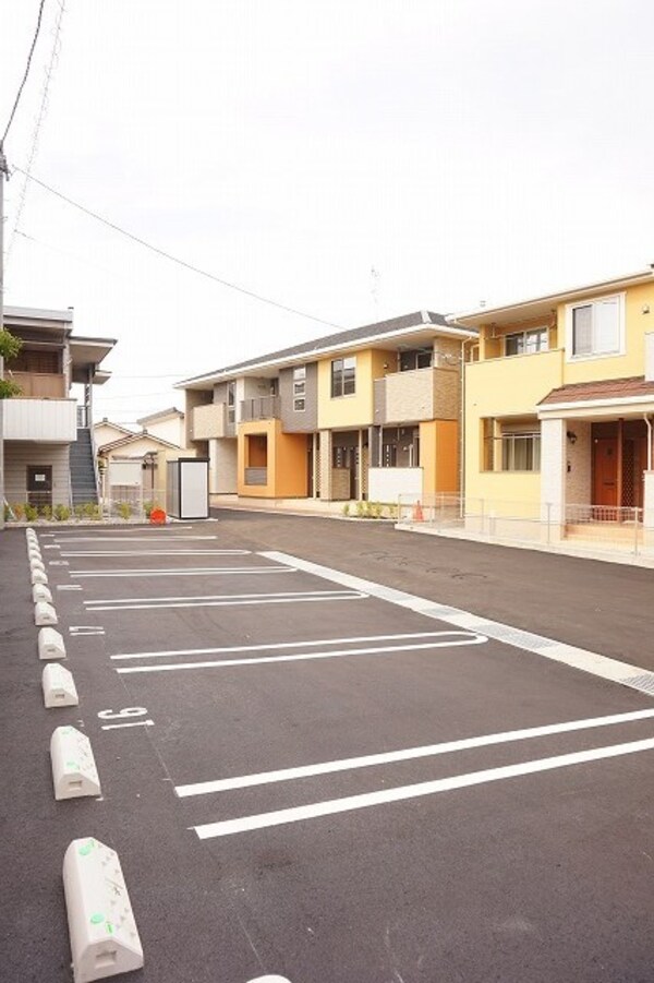 駐車場(駐車場)