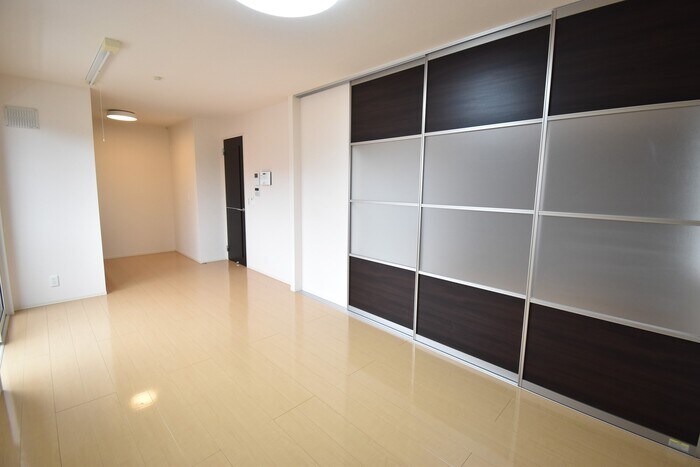 物件内観写真6　(ＬＤＫ１１．８帖)