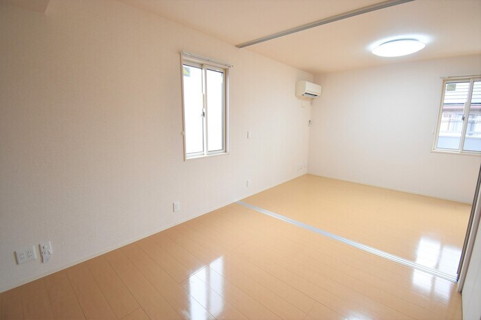 物件内観写真15　(洋室４．５帖～ＬＤＫ１１．８帖)