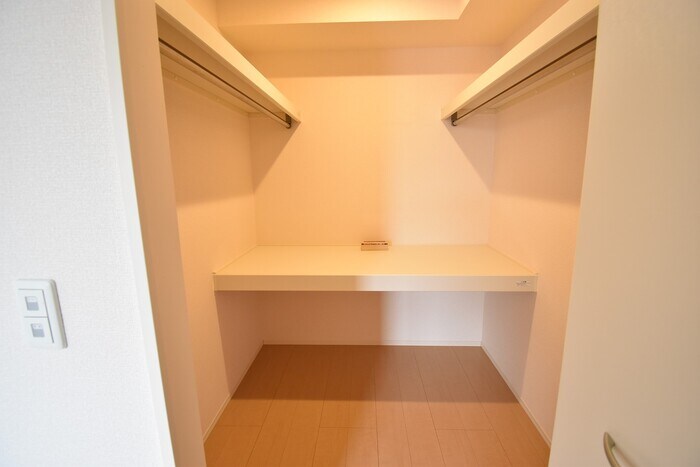 物件内観写真19　(ウォークインクローゼット)