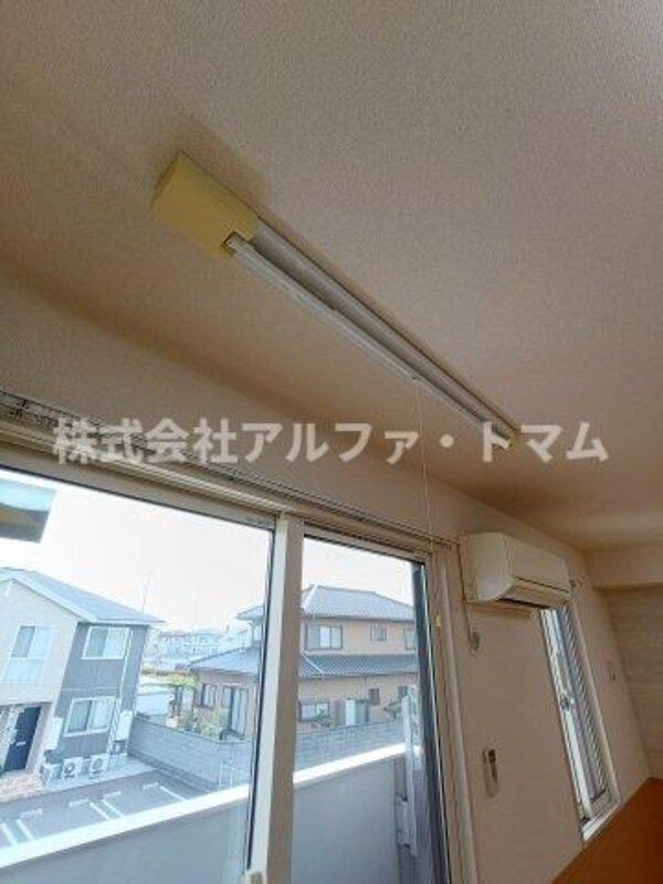 その他(室内物干し)