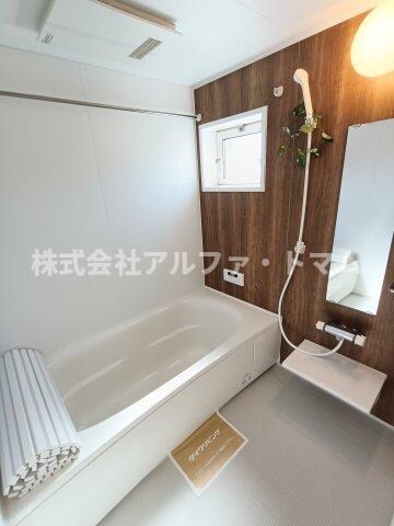 物件内観写真5　(浴室)