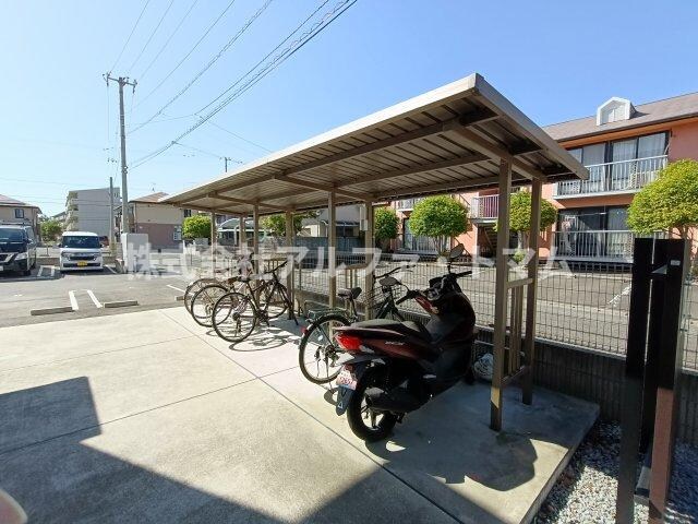 物件内観写真23　(駐輪場)