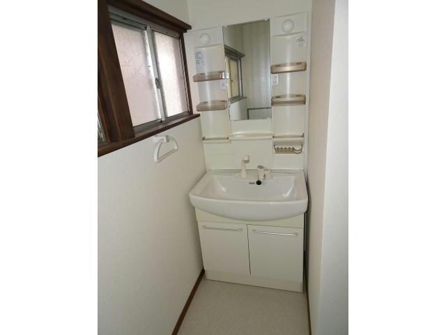 物件内観写真5　(洗面)