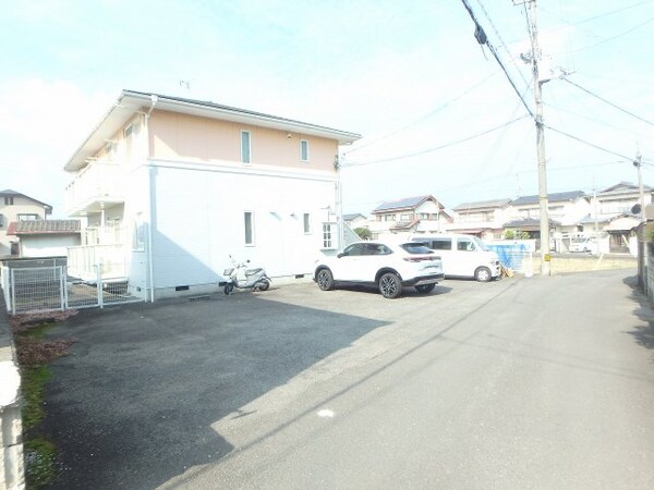 駐車場(駐車場)