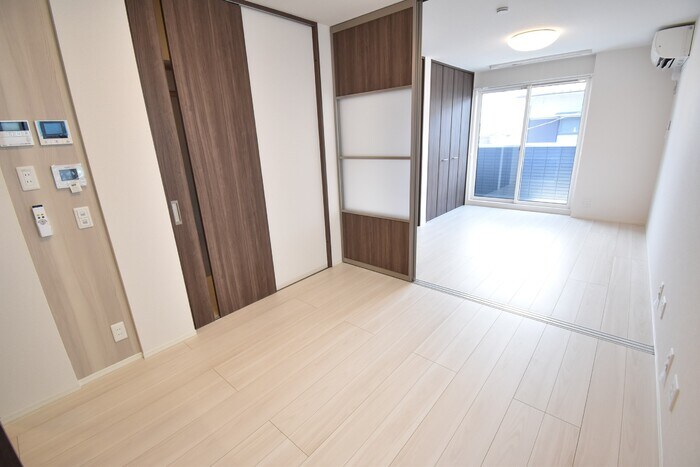 物件内観写真23　(ＬＤＫ９．１帖～洋室６．１帖)