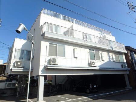 岩田コーポ外観写真