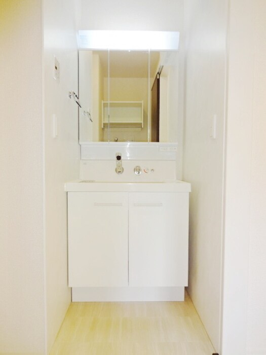 物件内観写真7　(洗面所)