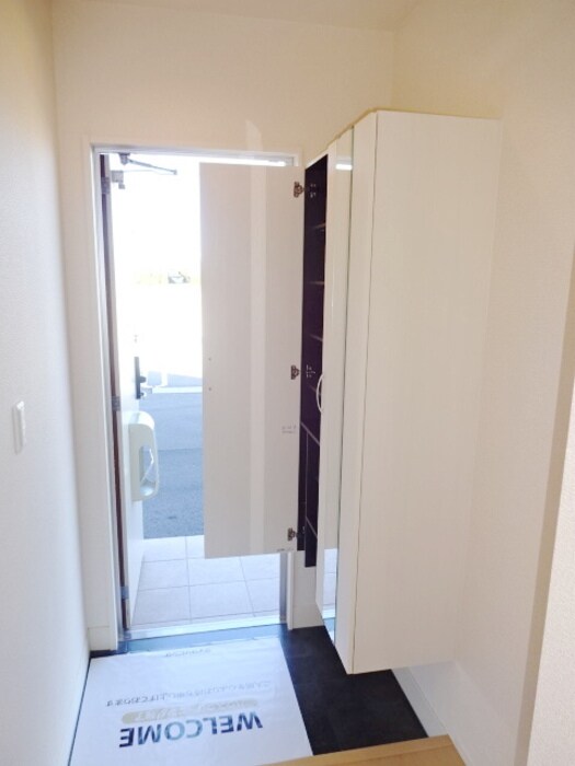 物件内観写真13　(シューズボックス（トールタイプ）)