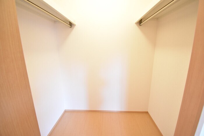 物件内観写真9　(ウォークインクローゼット)
