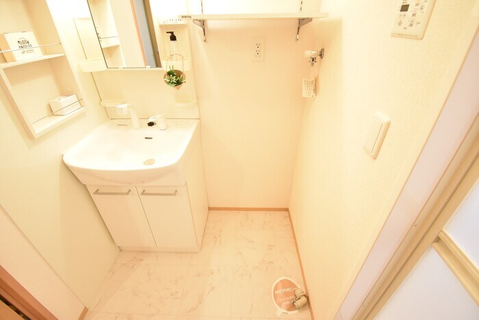 物件内観写真16　(室内洗濯機置場)