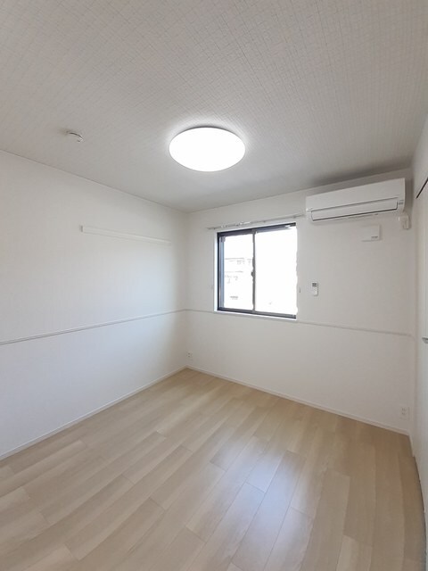 物件内観写真8　(その他部屋・スペース)