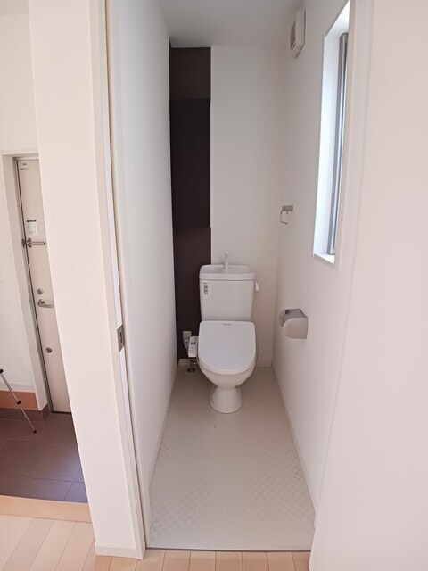 物件内観写真7　(トイレ)