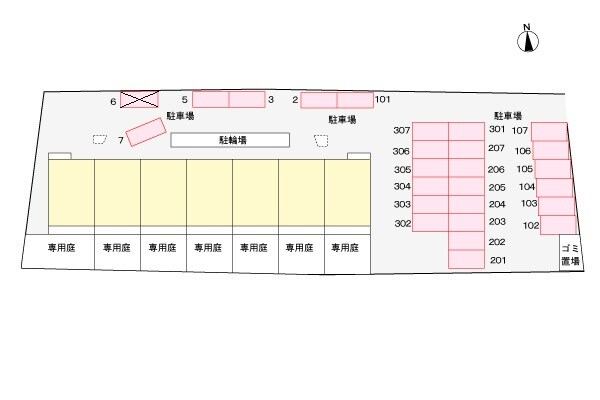物件外観写真3　(駐車場)