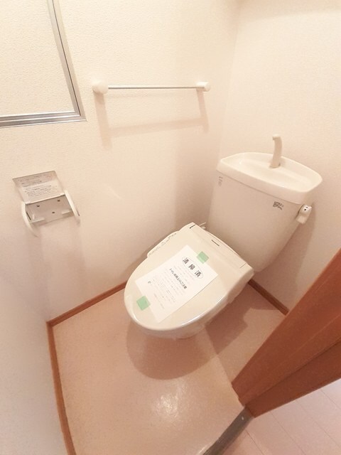 物件内観写真6　(トイレ)