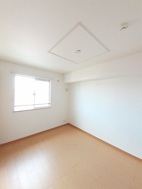 物件内観写真8　(その他部屋・スペース)