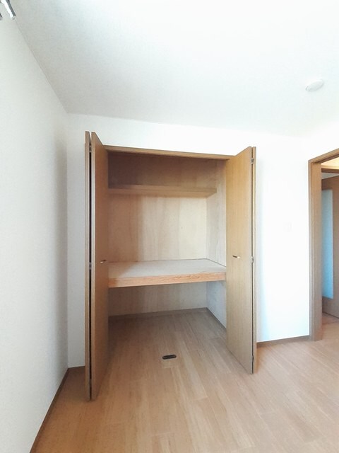 物件内観写真10　(収納)