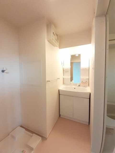 物件内観写真5　(洗面所)