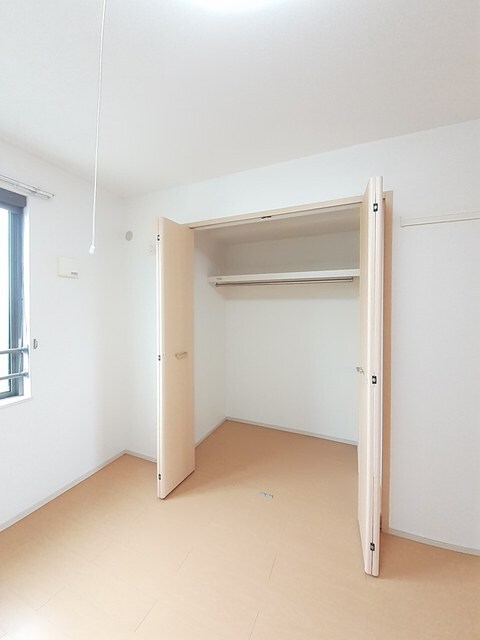 物件内観写真9　(収納)