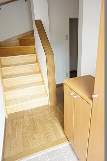 物件内観写真12　(玄関)