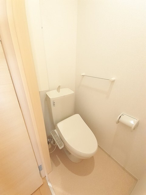 物件内観写真7　(トイレ)