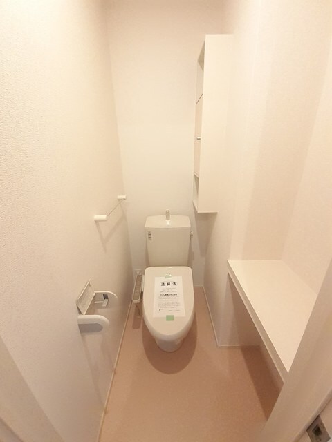 物件内観写真7　(トイレ)