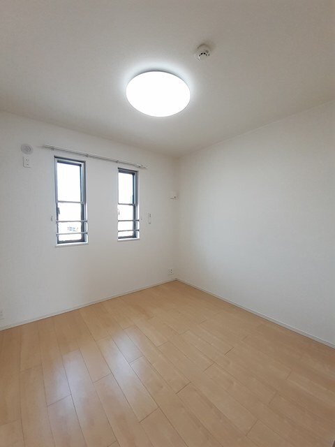 物件内観写真9　(その他部屋・スペース)