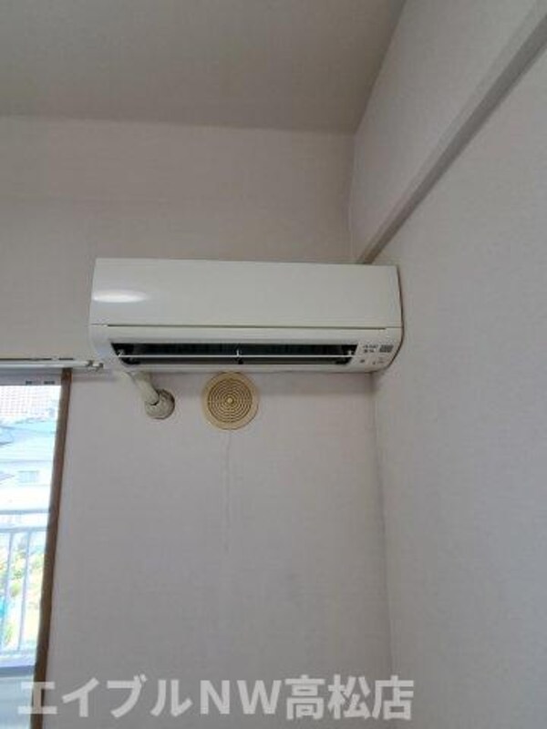 建物設備(エアコン)